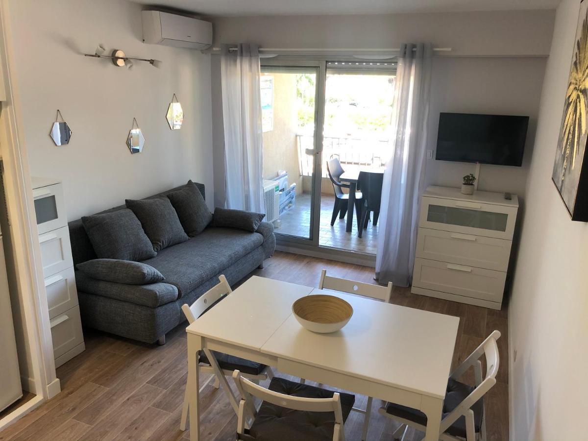 Studio Port De Hyeres Proche Des Plages Zewnętrze zdjęcie